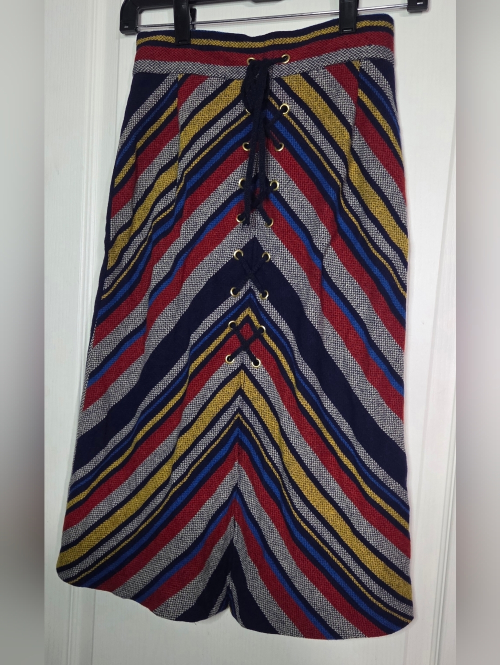 Vintage 1970s A-Line Chevron Stripe Skirt W/ Front Slit Size XXS Bobbie Brooks - Picture 3 of 6